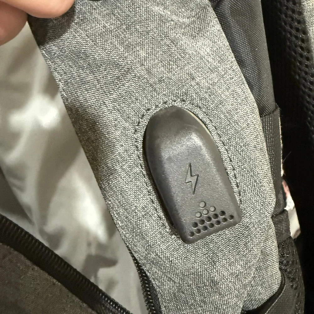 XIXOU Heather Gray Laptop Backpack USB Charging Port‎ Tech Commuter School Bag